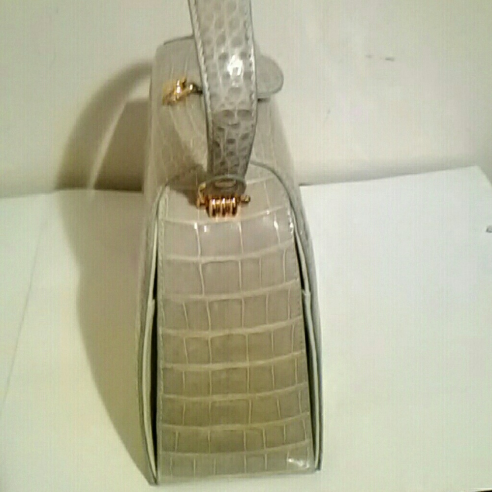 SALE-Genuine light green crocodile skin sachel - Picture 3 of 7